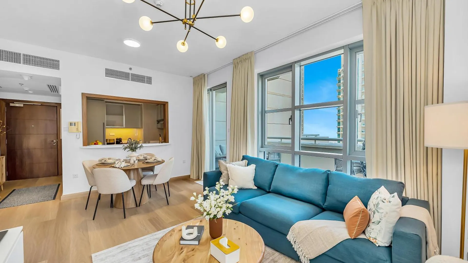 The Skyline Suite Luxury Downtown Retreat Dubai Lägenhet