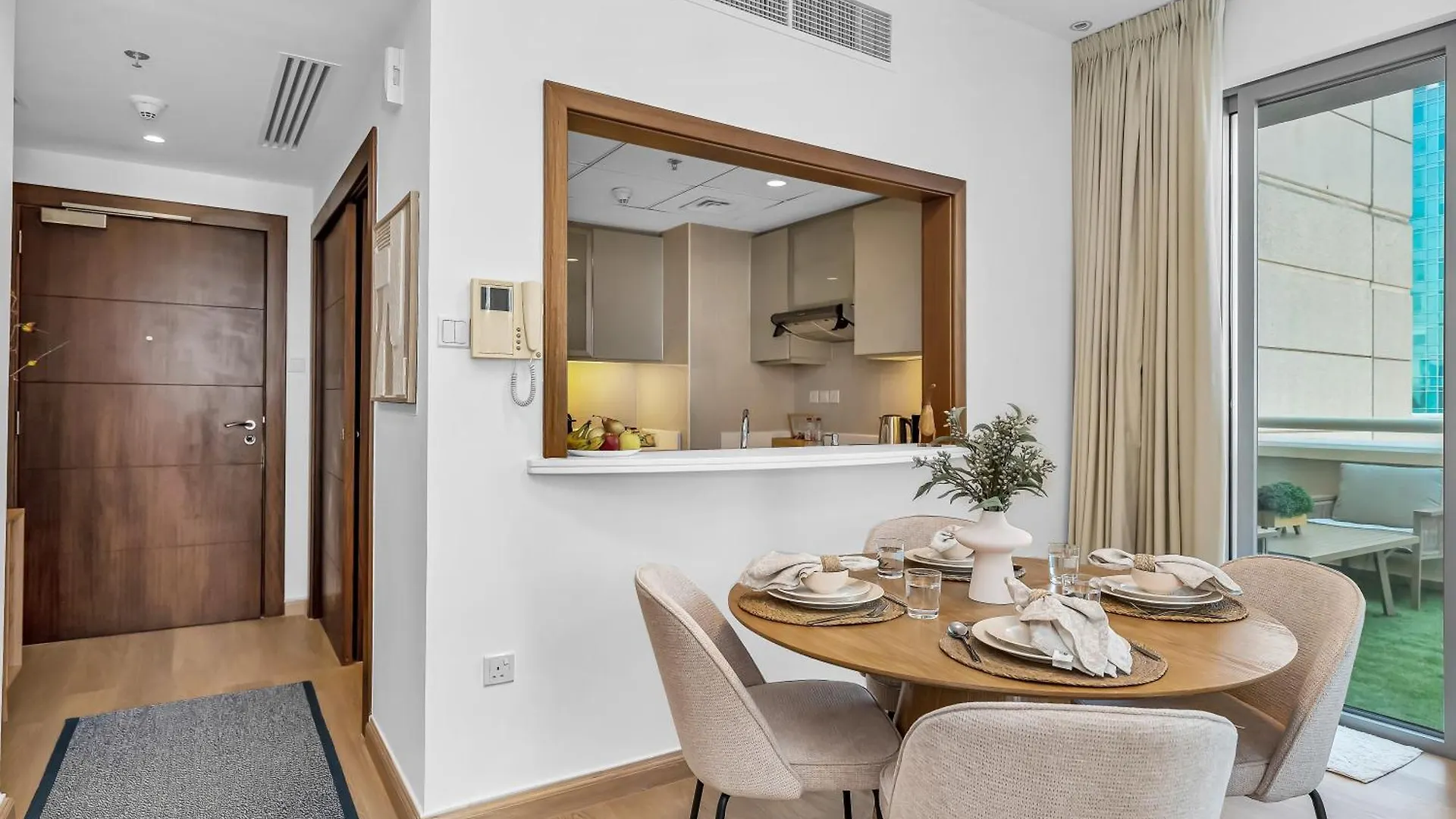 The Skyline Suite Luxury Downtown Retreat Dubaj Apartament